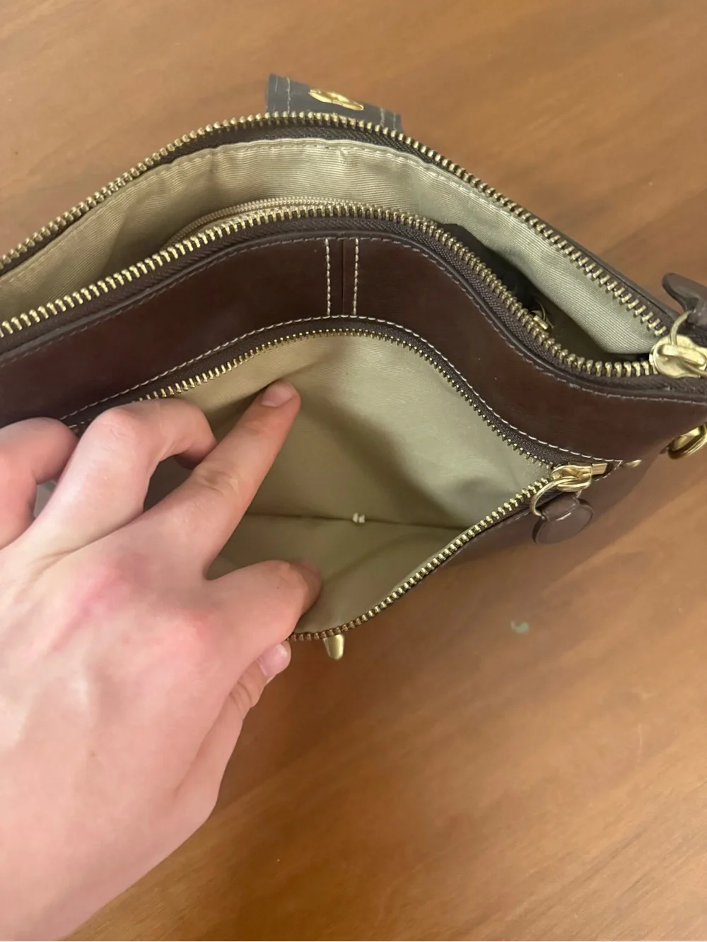 RARE Leather Coach Turnlock Shoulder Bag lightly used